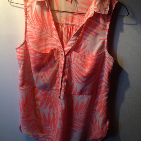 dynamite sleeveless button down blouse sz. small - Picture 4 of 8